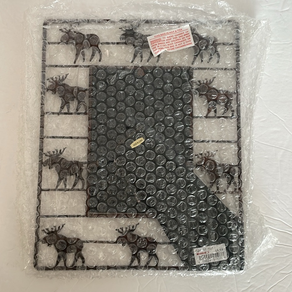 Sonoma home goods 4x6 picture frame with moose on wire around the frame NIB - Picture 9 of 9